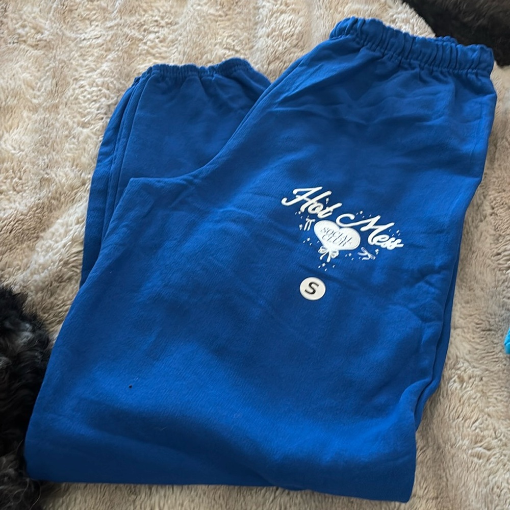 Brand New, Hot mess EXPRESS (Krista Horton, staycation sweatpants, Adult S